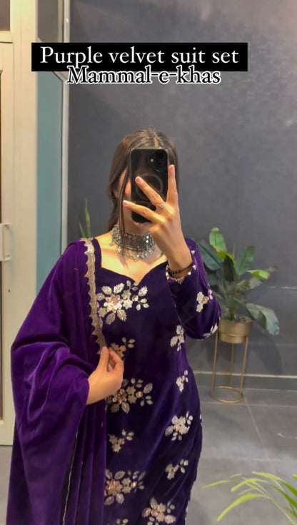 Noor-e-Velvet Winter Set