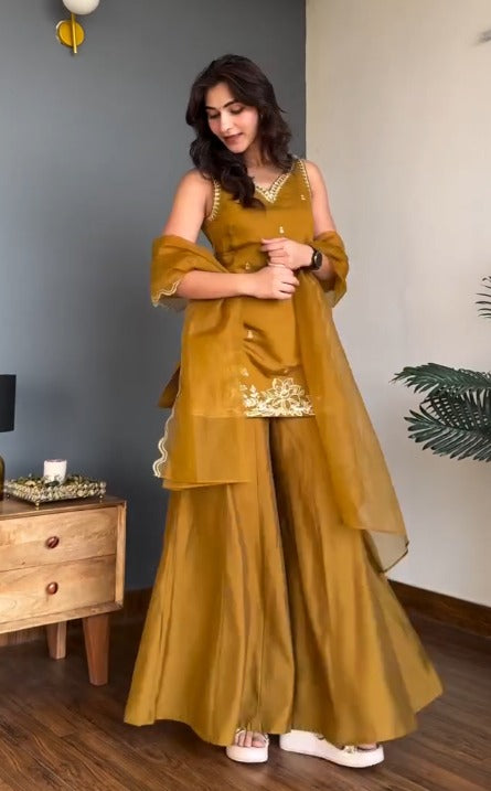 Mustard Gold Elegance Kurta Set