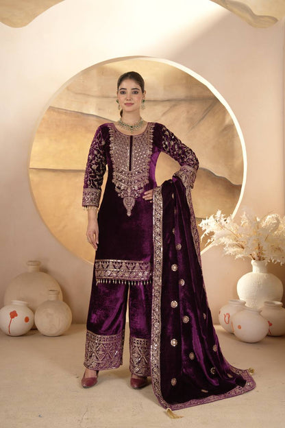 Zarqa suit set Pure velvet festive charm
