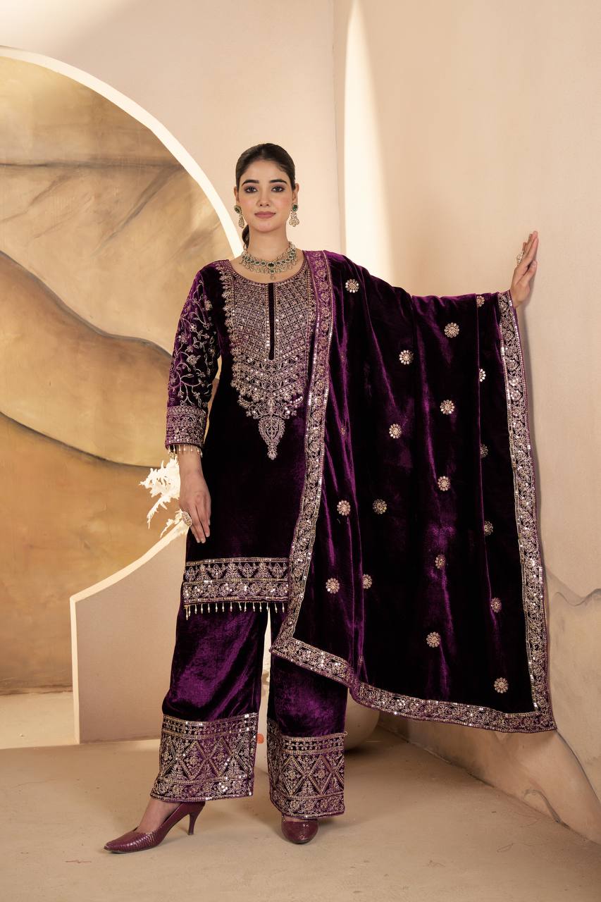 Zarqa suit set Pure velvet festive charm