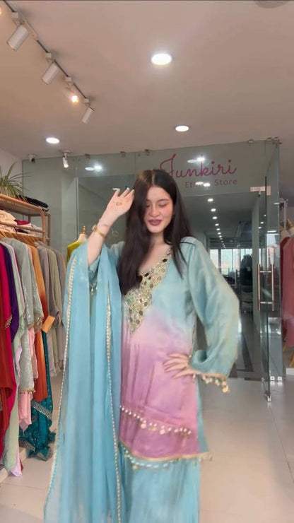 Aarvi Printed Crape Silk Suit Set