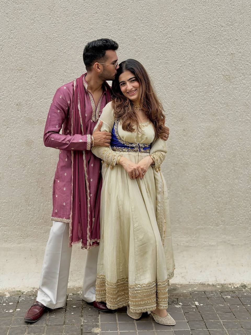 Heer Ivory & Gold Ethnic Royal Anarkali Set