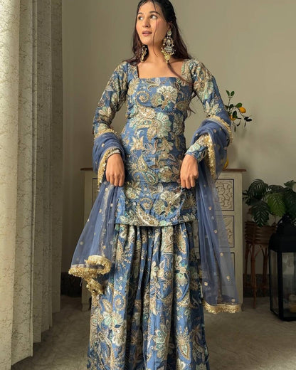Nazneen Noor Radiance and beauty in every piece