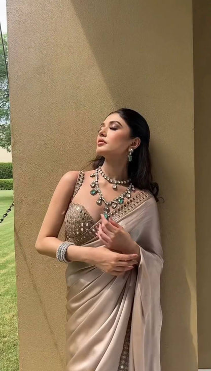 Timeless Gold Noir Beauty Saree