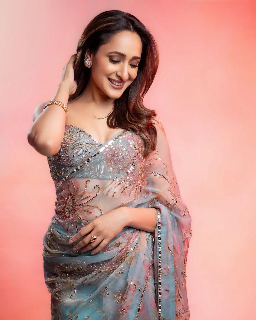 Elegance Redefined  Pragya Jaiswal in Aiza Saree